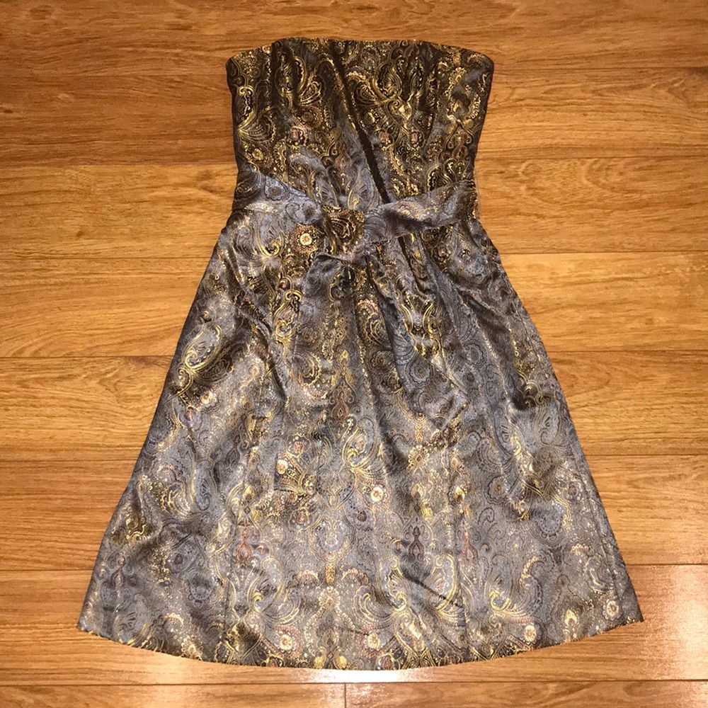 Dress | Evening | Antique feel | Gold